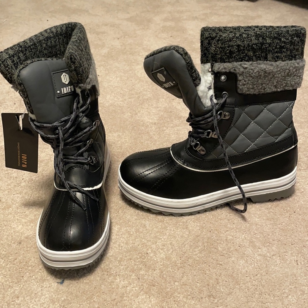 !D!FU boots with fur inside